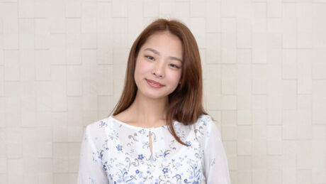 女性の写真